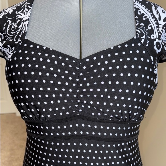 Reitmans Dress Black and White Sheath Sweetheart Neckline Women's Size M - Picture 4 of 16
